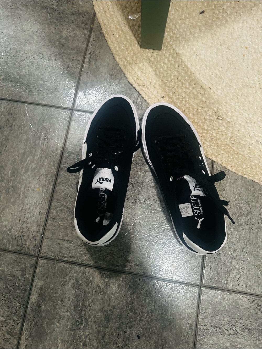 Skechers Men's Black and White Low-Top Sneakers